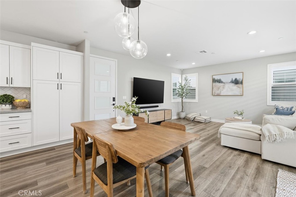 MLS #SB25266221 image #8