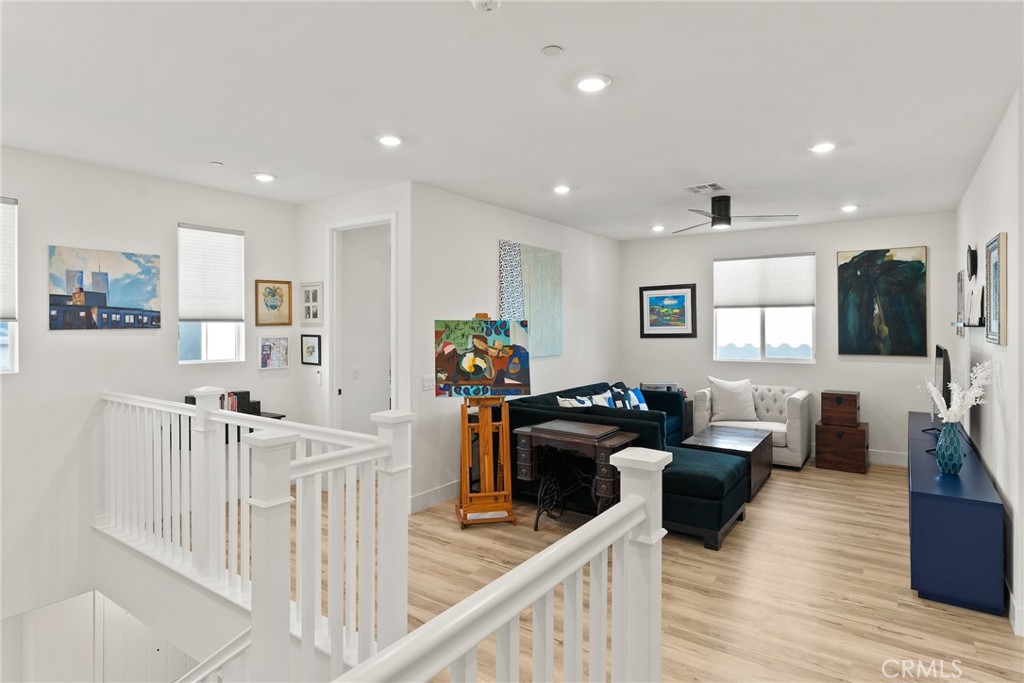 MLS #SB25266396 image #24