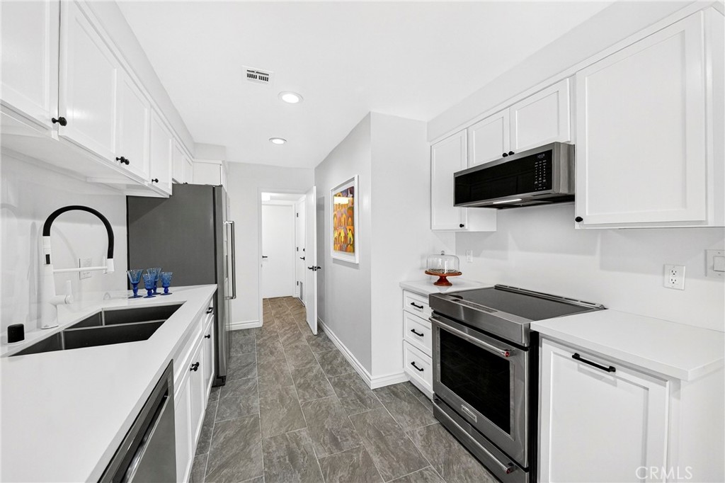 MLS #SB25266472 image #10