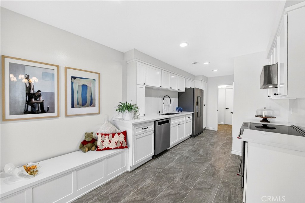 MLS #SB25266472 image #8