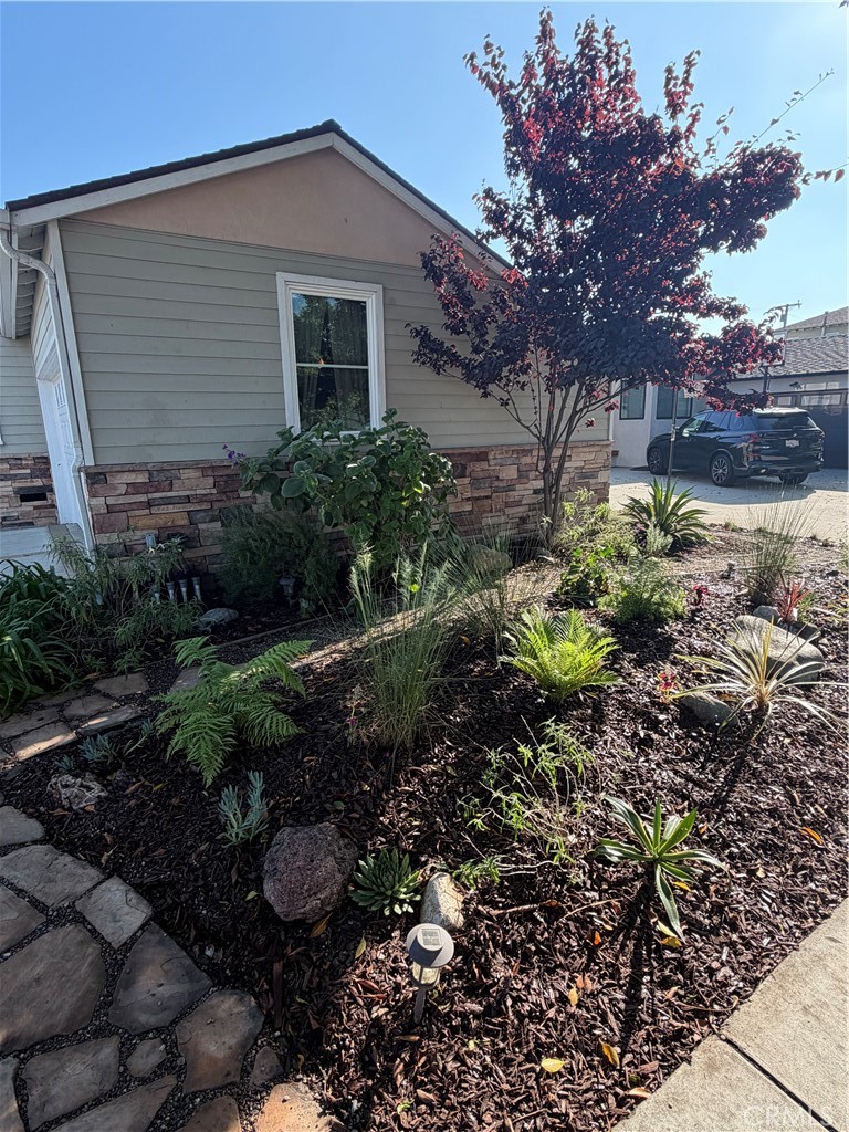 MLS #SB25266811 image #2