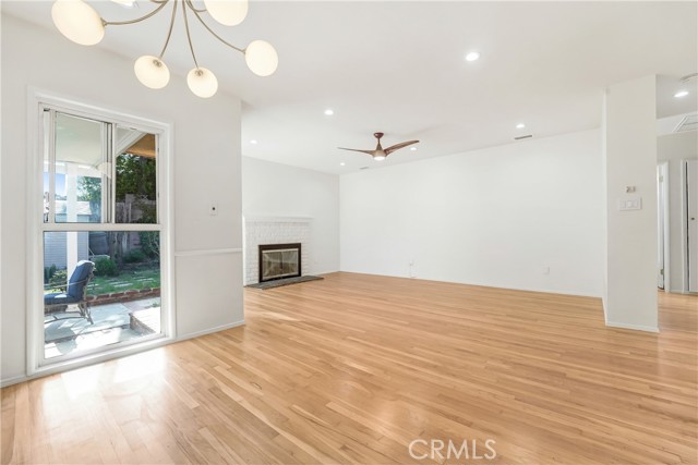 MLS #SB25266860 image #4