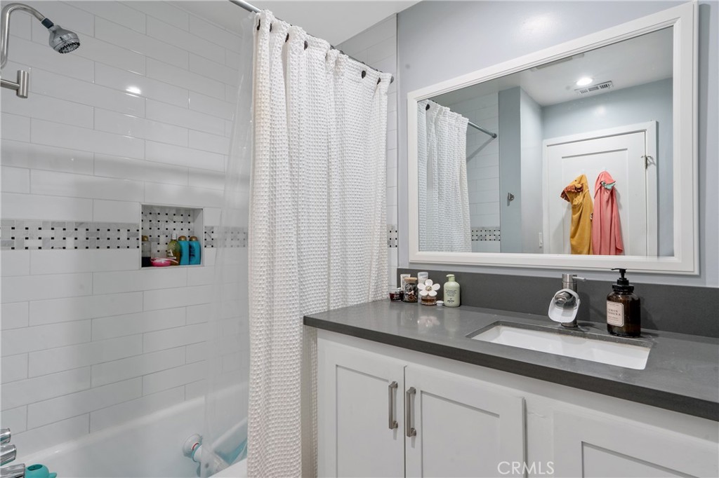 MLS #SB25266947 image #3