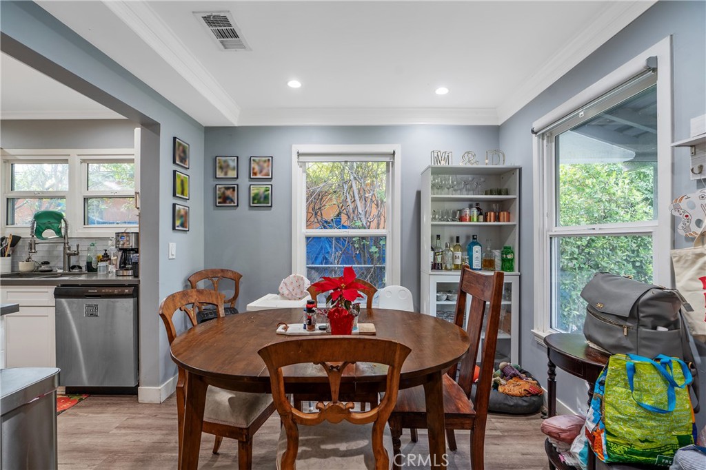 MLS #SB25266947 image #9