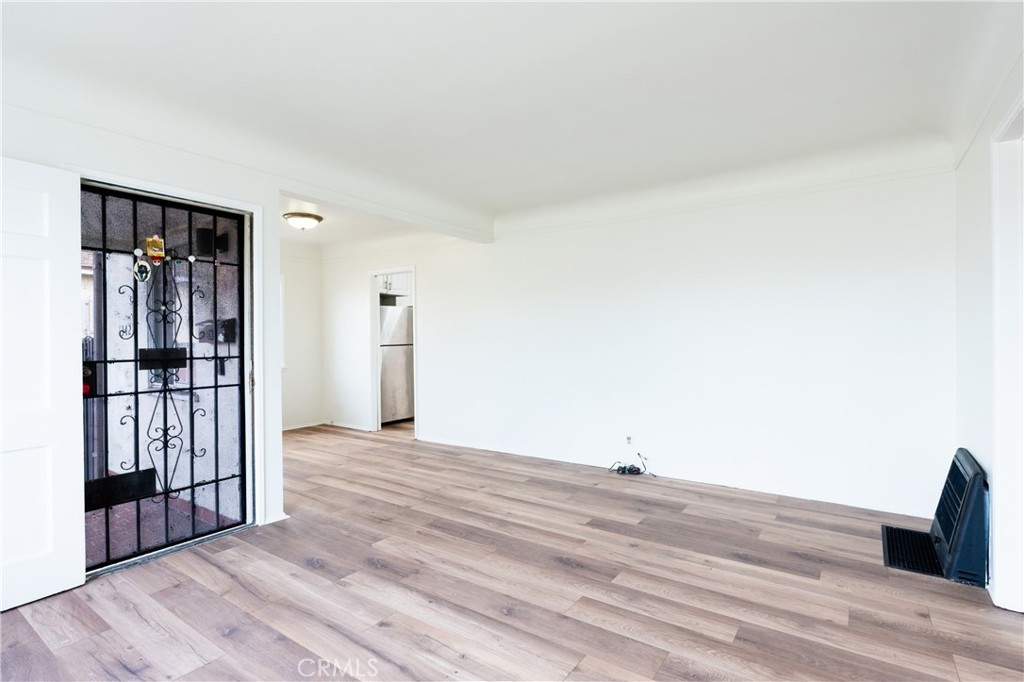 MLS #SB25267096 image #4