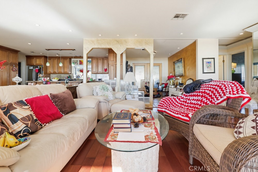 MLS #SB25267167 image #32