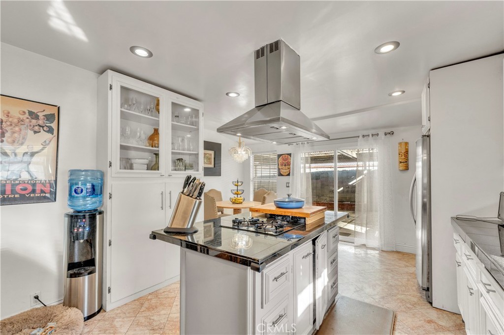 MLS #SB25267271 image #7