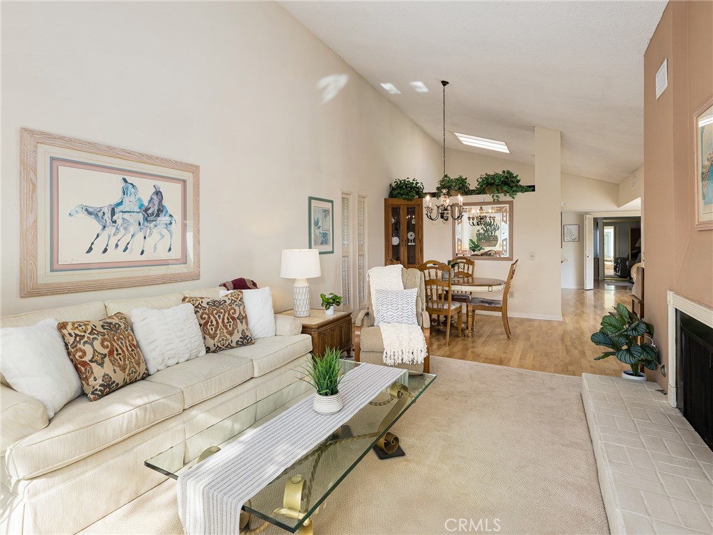 MLS #SB25267336 image #5