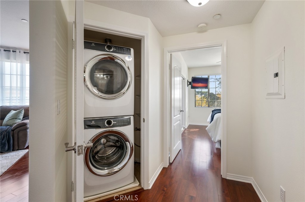 MLS #SB25267341 image #10