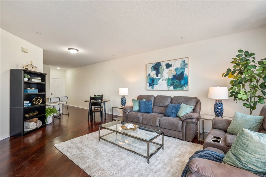 MLS #SB25267341 image #4