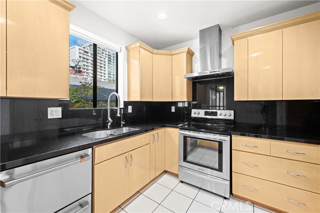 MLS #SB25267358 image #19