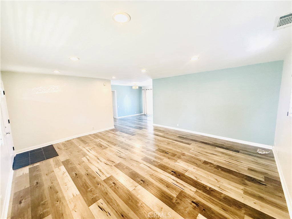 MLS #SB25267876 image #3