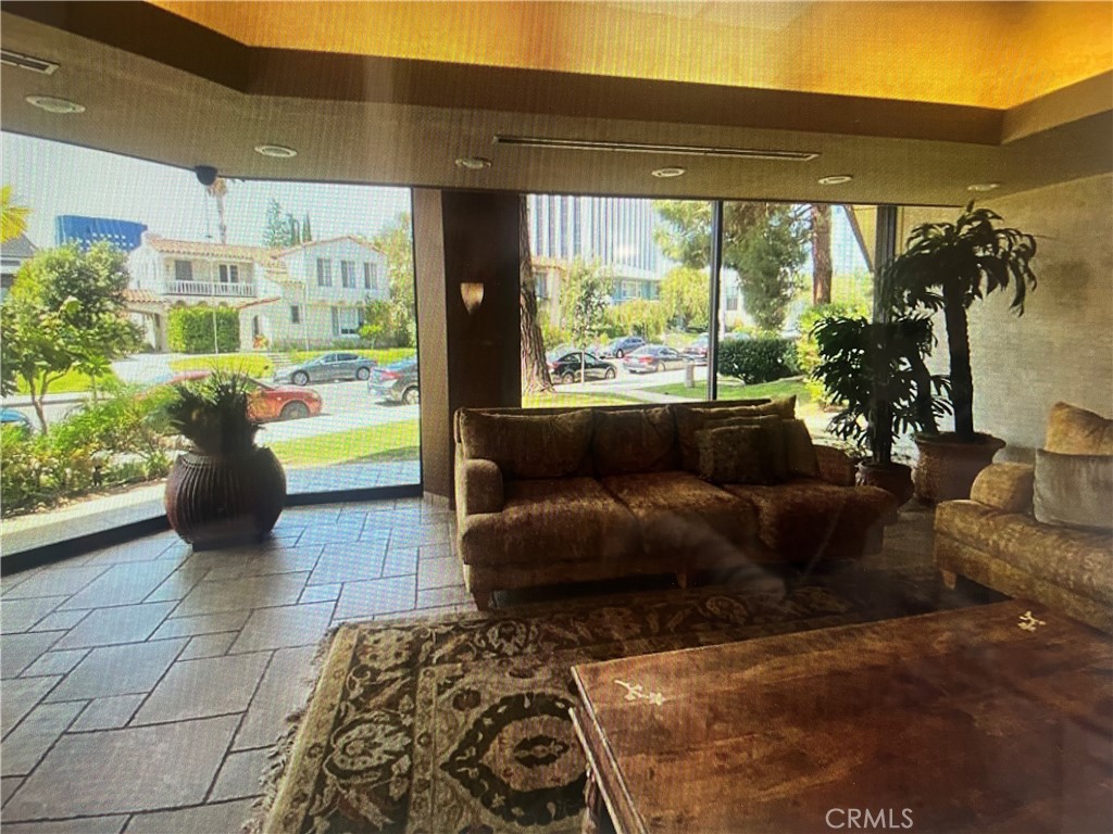 MLS #SB25267937 image #17