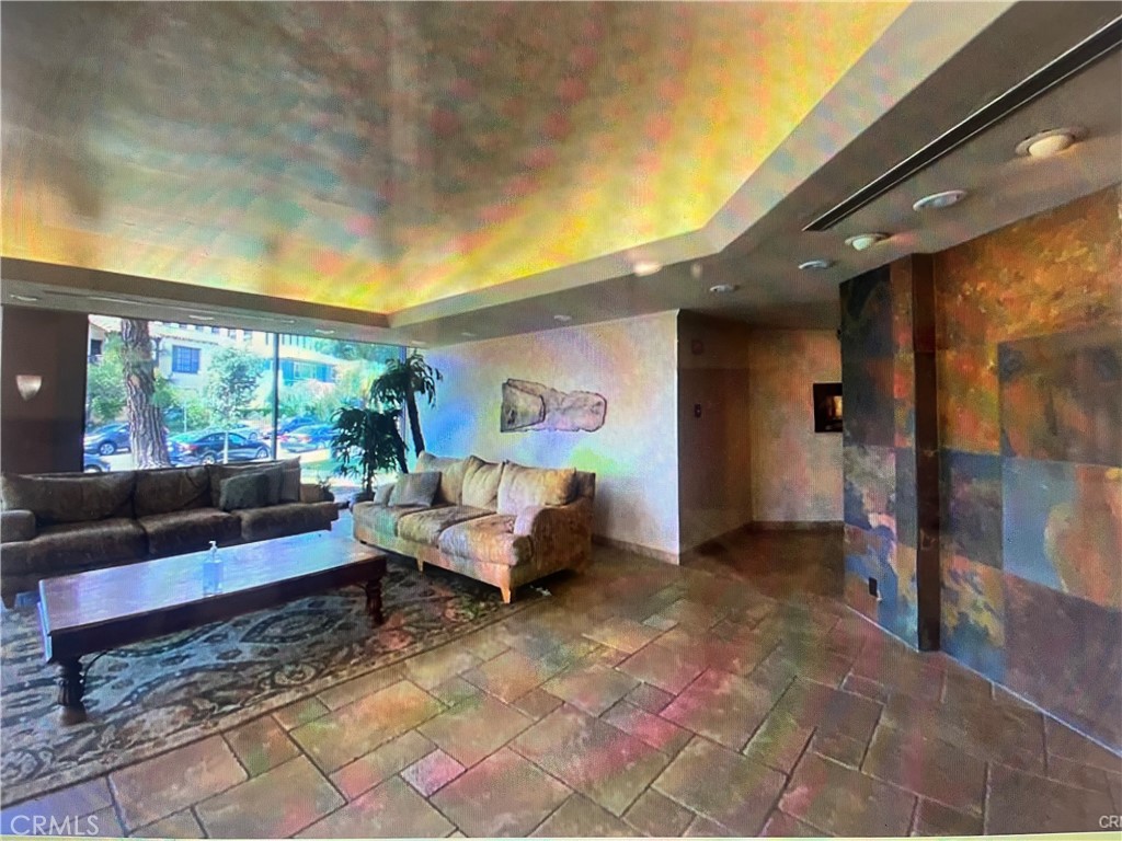 MLS #SB25267937 image #18