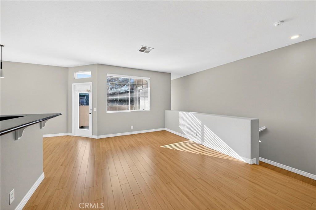 MLS #SB25267978 image #3