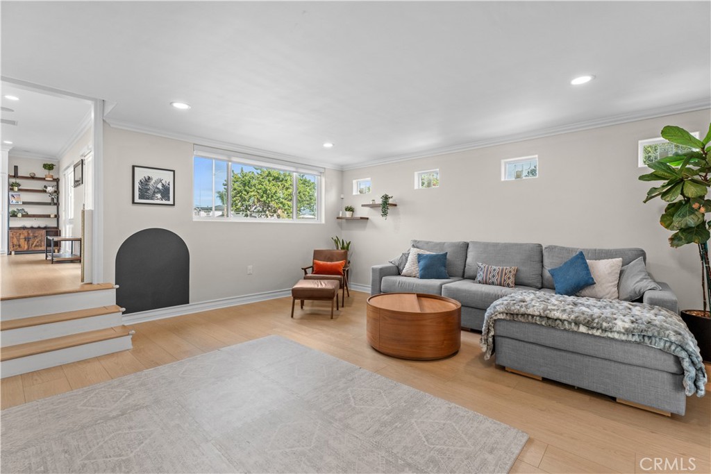 MLS #SB25268189 image #10