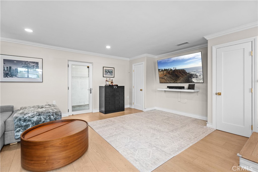 MLS #SB25268189 image #11