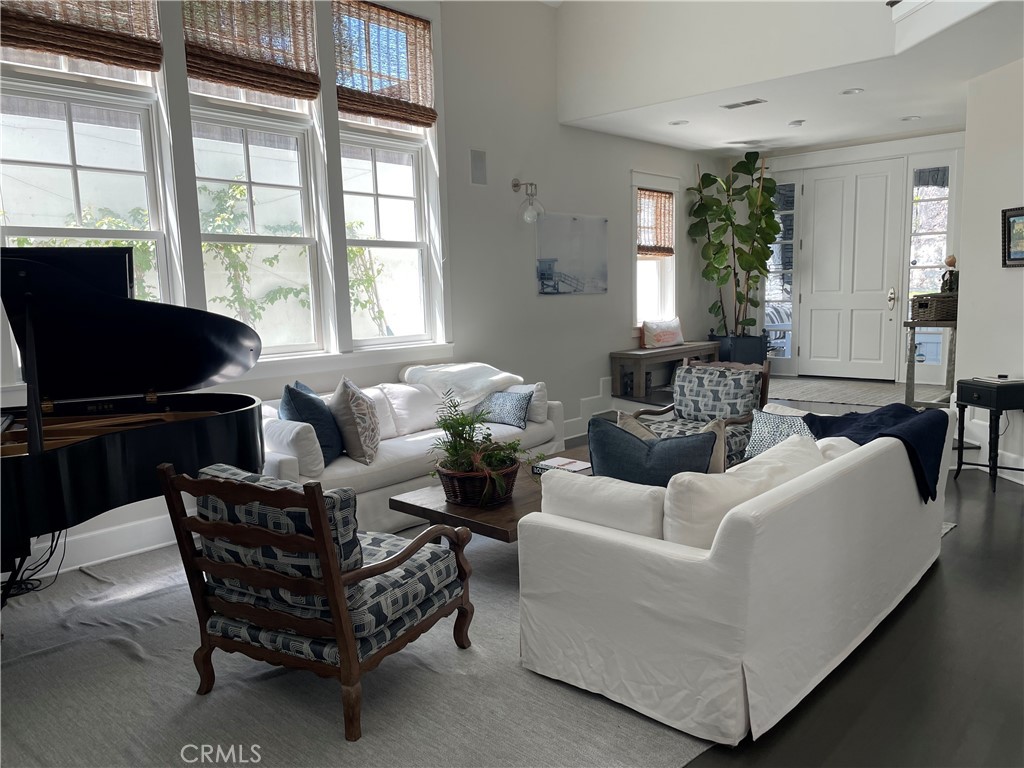 MLS #SB25268252 image #4