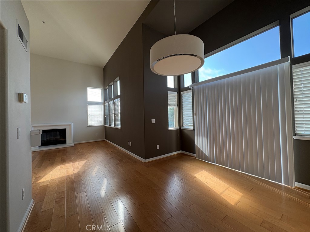 MLS #SB25268309 image #6