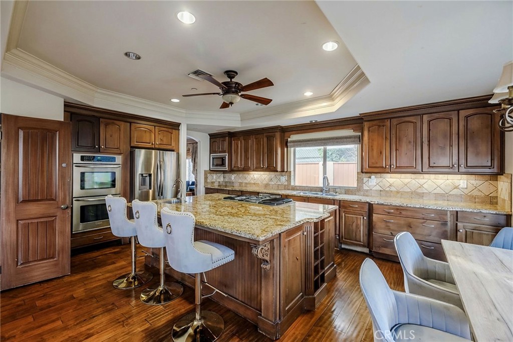 MLS #SB25268351 image #6