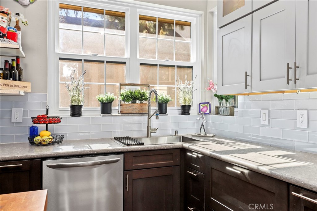 MLS #SB25268393 image #10