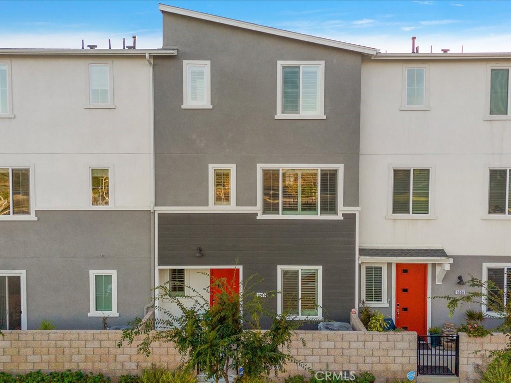 MLS #SB25268484 image #1