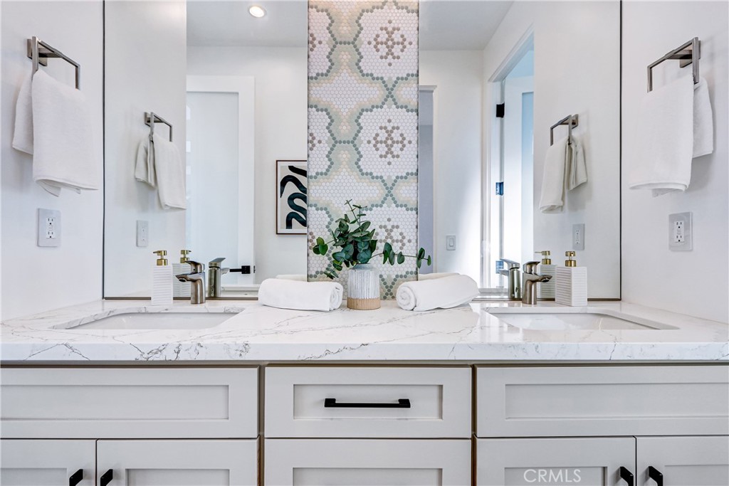 MLS #SB25268610 image #36