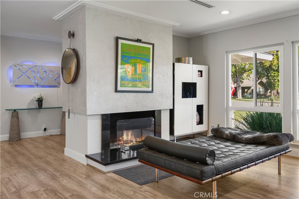 MLS #SB25268804 image #5