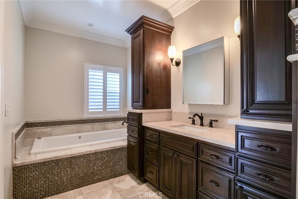 MLS #SB25268945 image #19