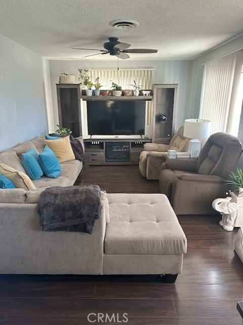 MLS #SB25269472 image #1