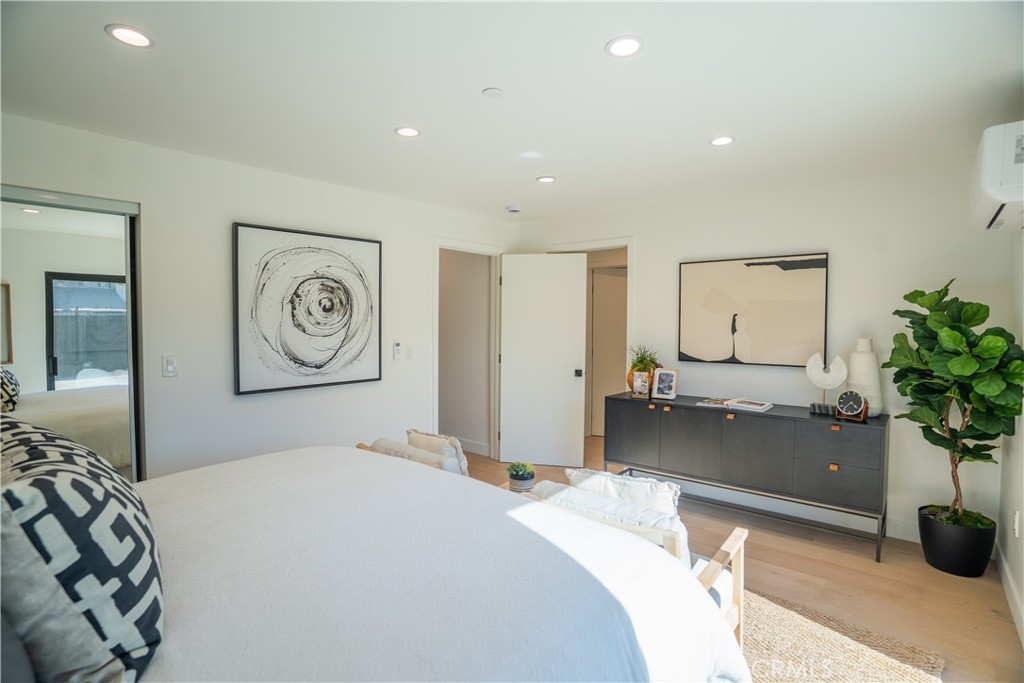 MLS #SB25269481 image #13