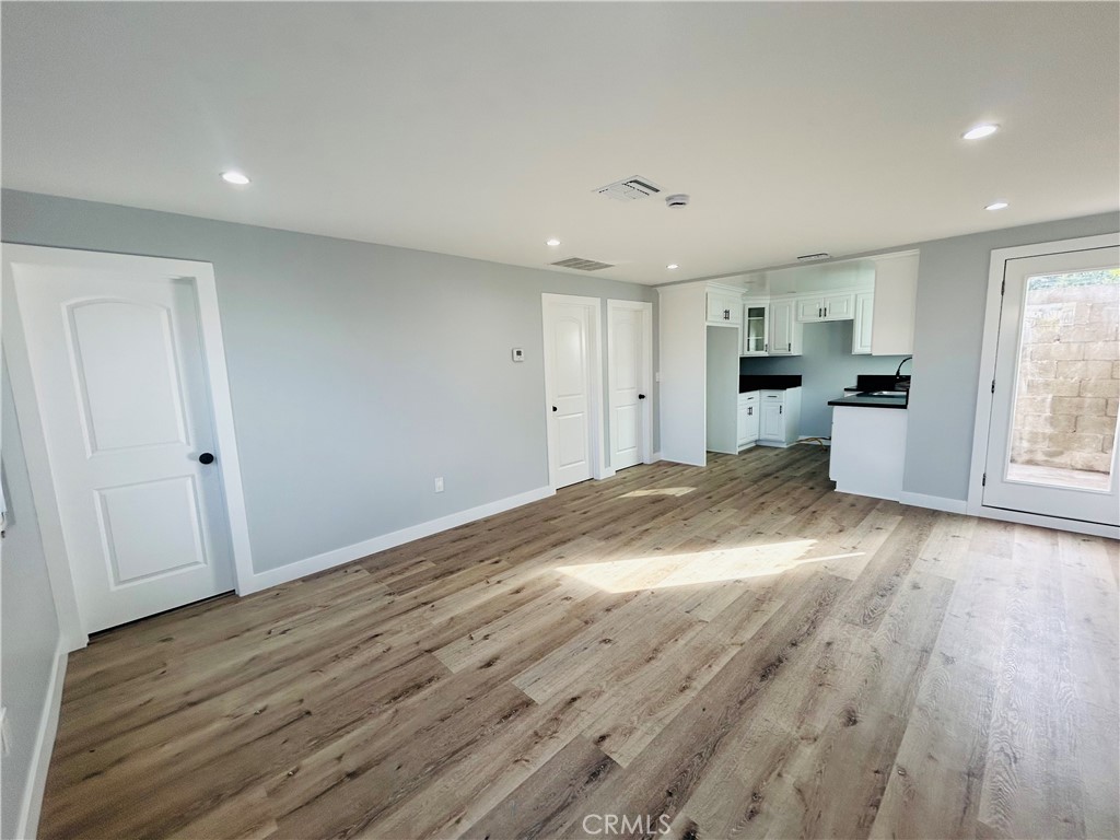 MLS #SB25269854 image #1