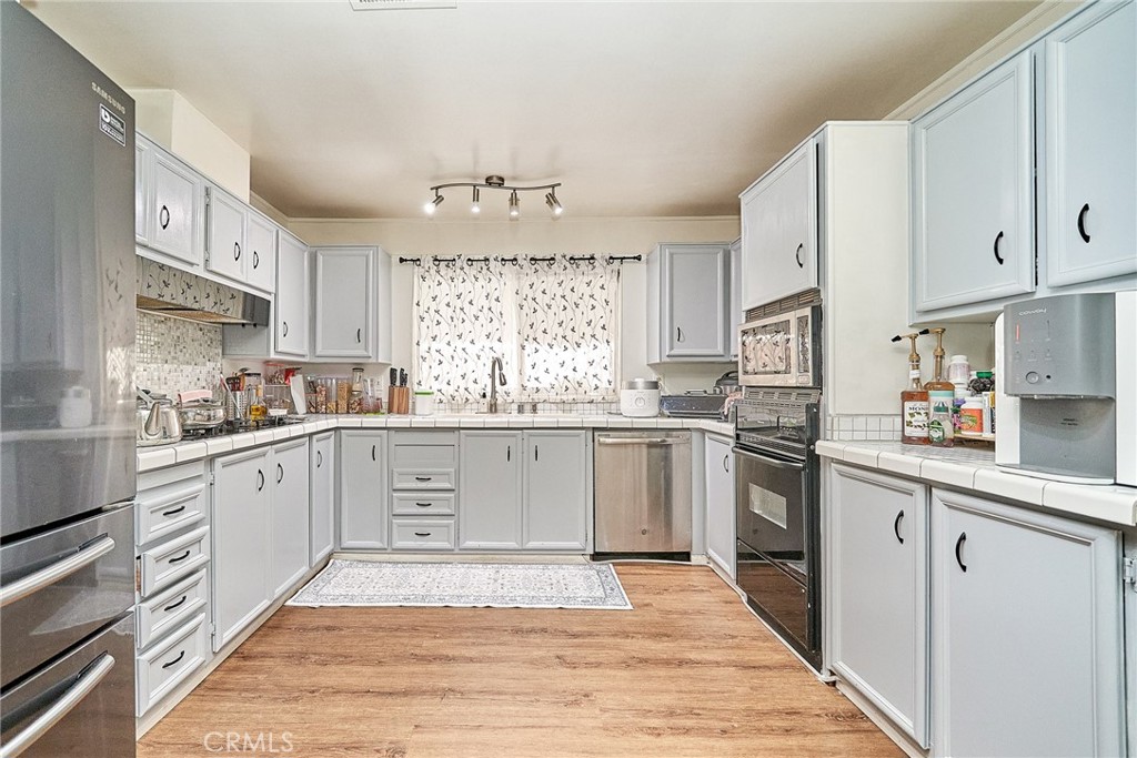 MLS #SB25269975 image #10