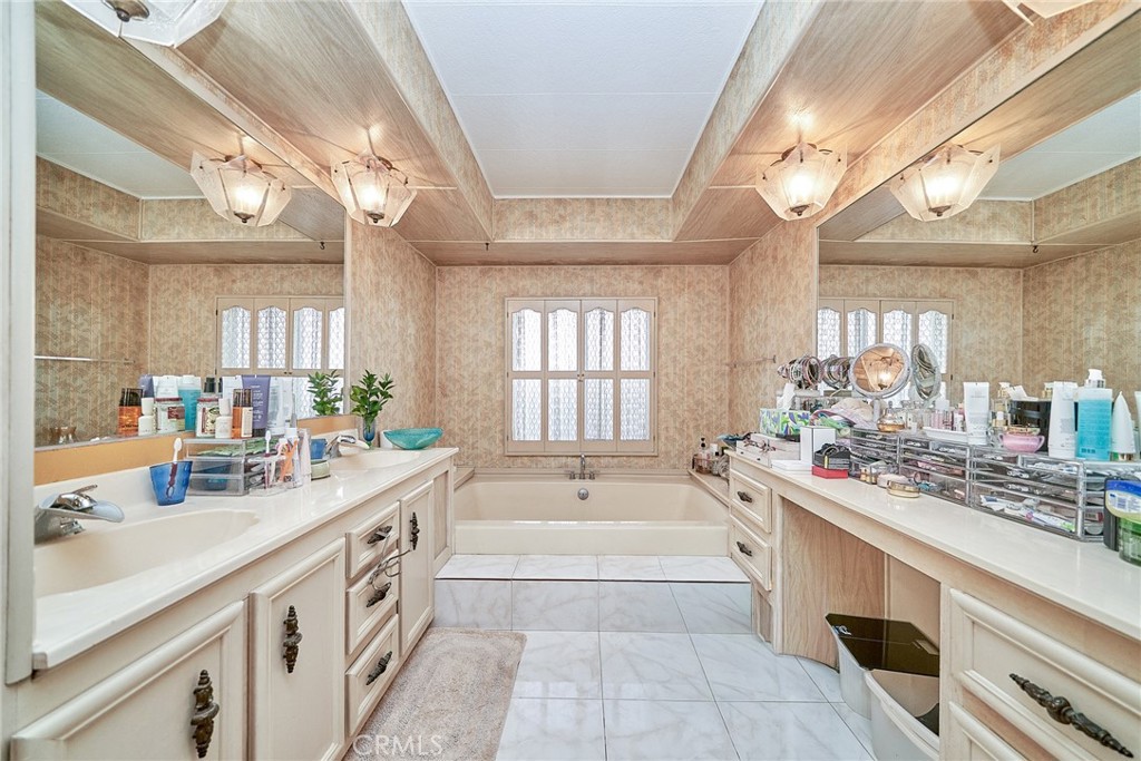 MLS #SB25269975 image #22