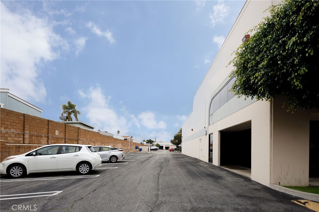 MLS #SB25270032 image #1