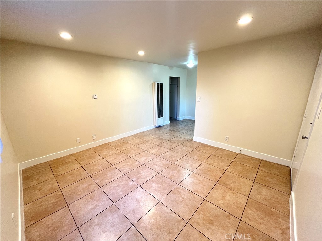 MLS #SB25270072 image #4