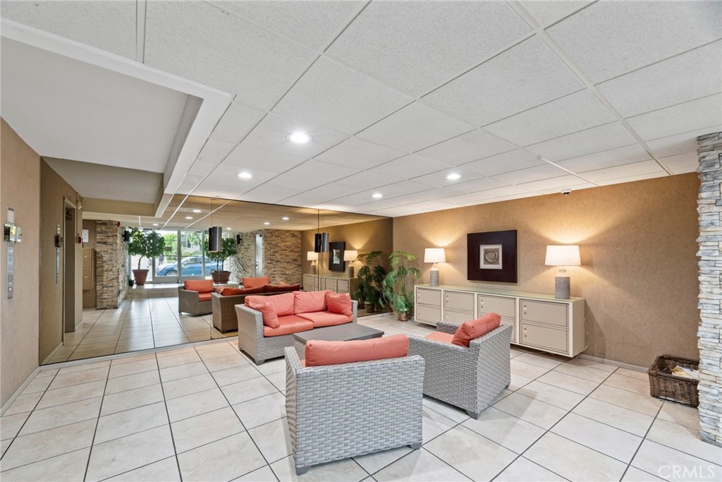 MLS #SB25270164 image #3