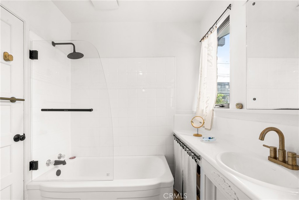 MLS #SB25270298 image #12