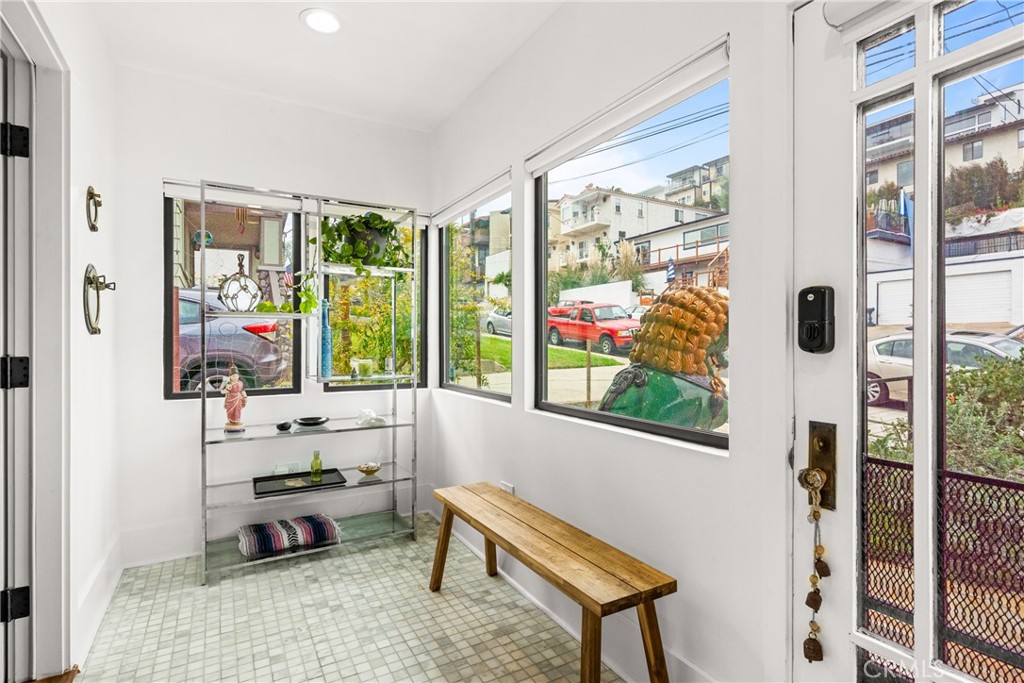 MLS #SB25270298 image #4