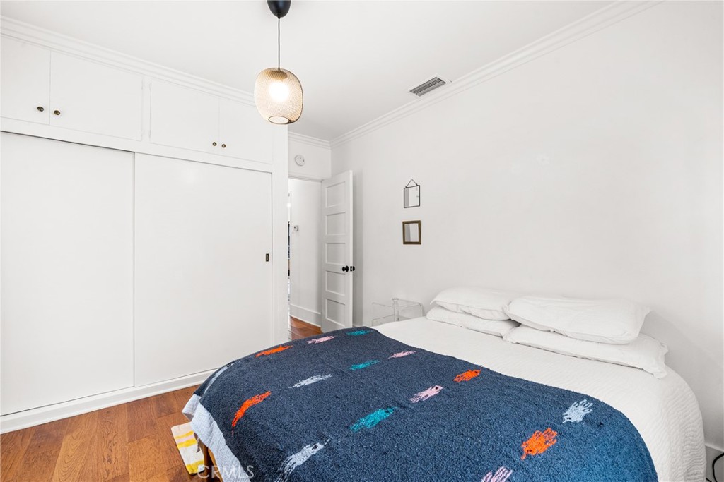 MLS #SB25270298 image #8