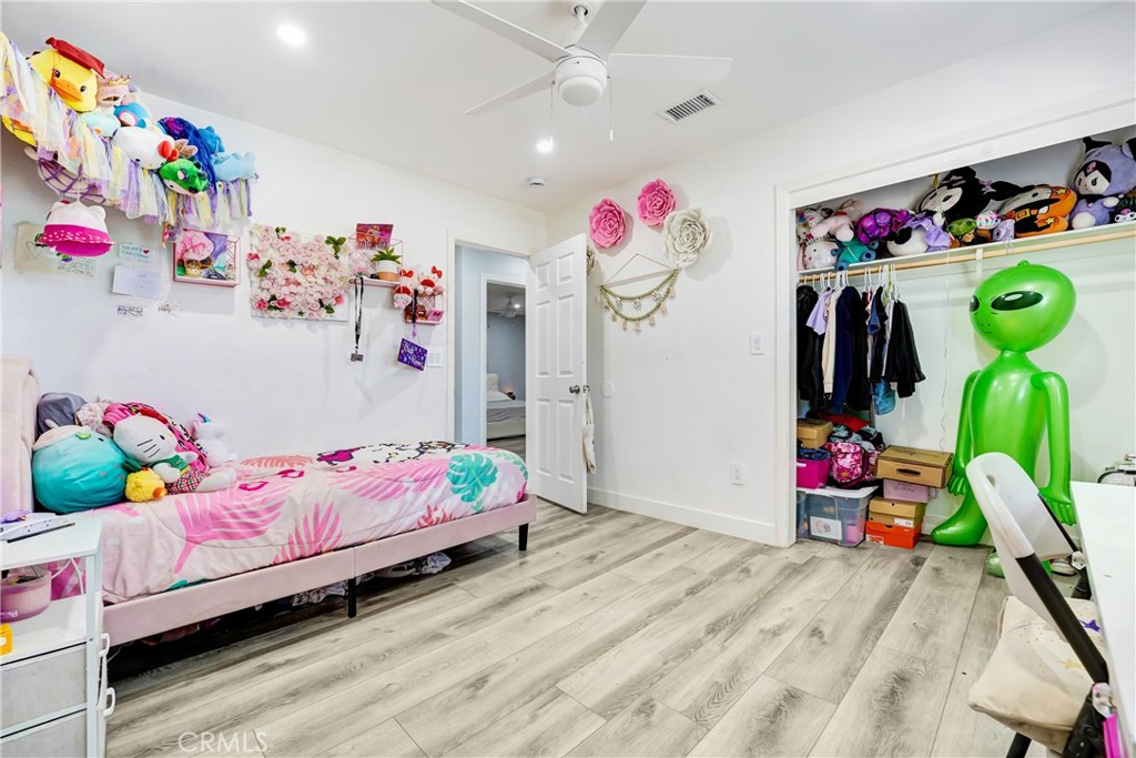 MLS #SB25270346 image #10