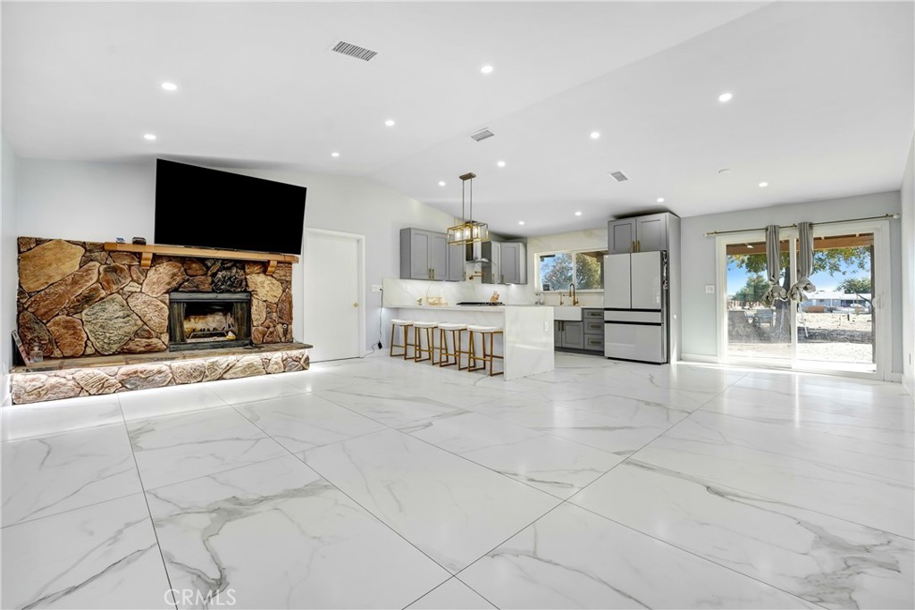 MLS #SB25270346 image #20