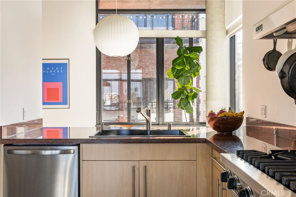 MLS #SB25270387 image #14