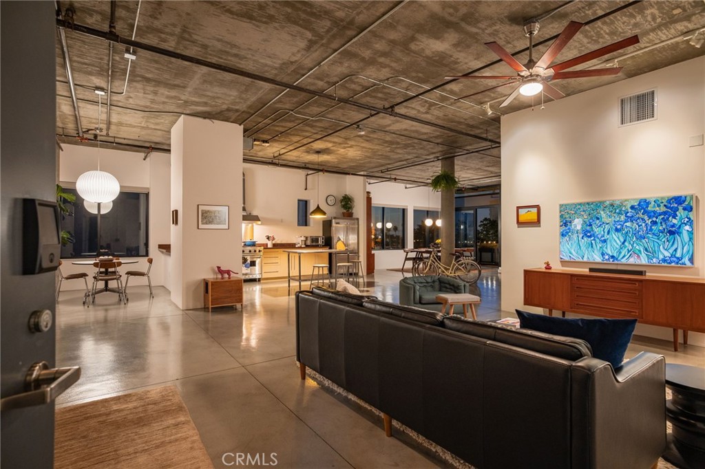 MLS #SB25270387 image #22