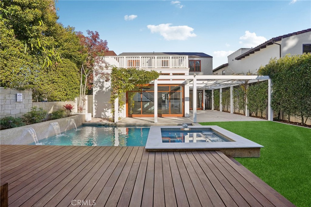 MLS #SB25270396 image #16