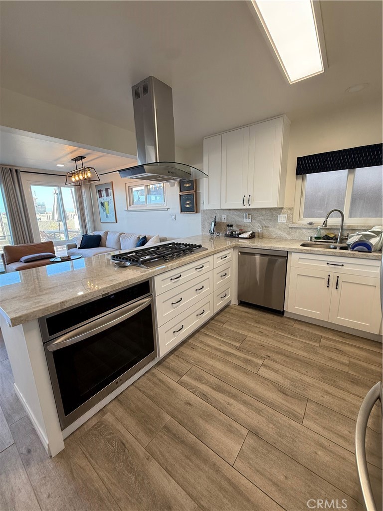 MLS #SB25270580 image #5