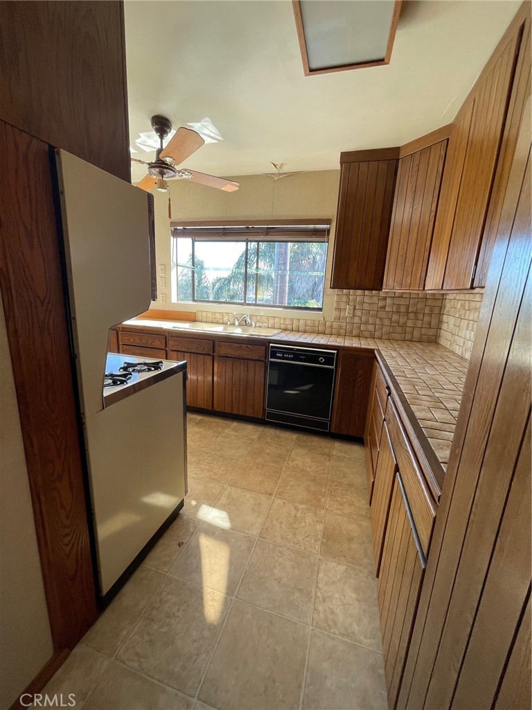 MLS #SB25270621 image #16