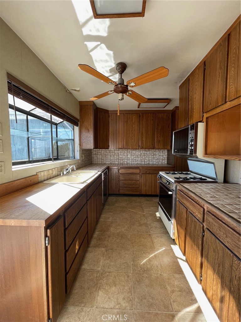 MLS #SB25270621 image #6