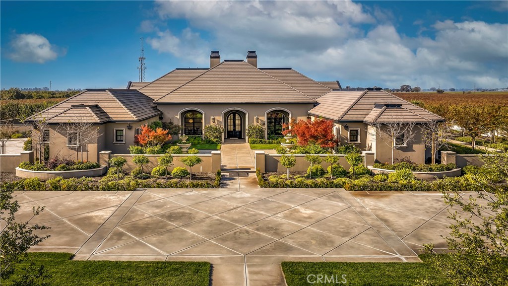 MLS #SB25270773 image #0