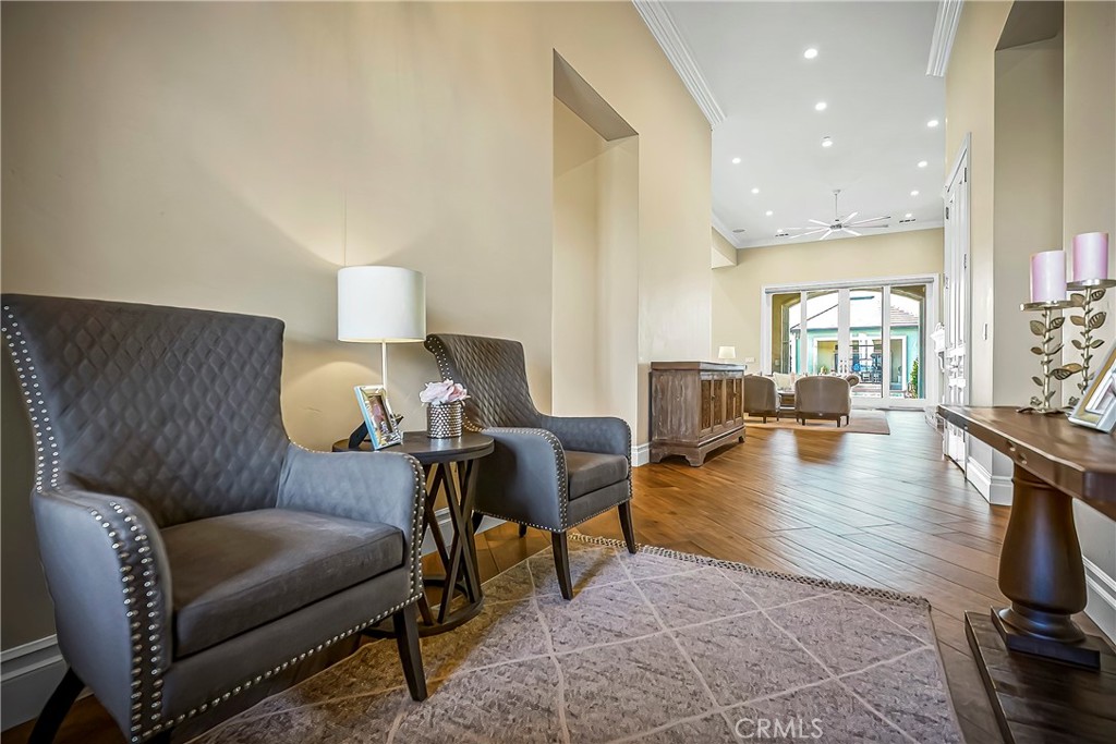 MLS #SB25270773 image #12